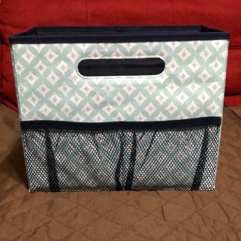 Thirty One Folding File